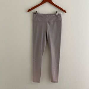 NWOT Athleta beige / pink ombré legging size small